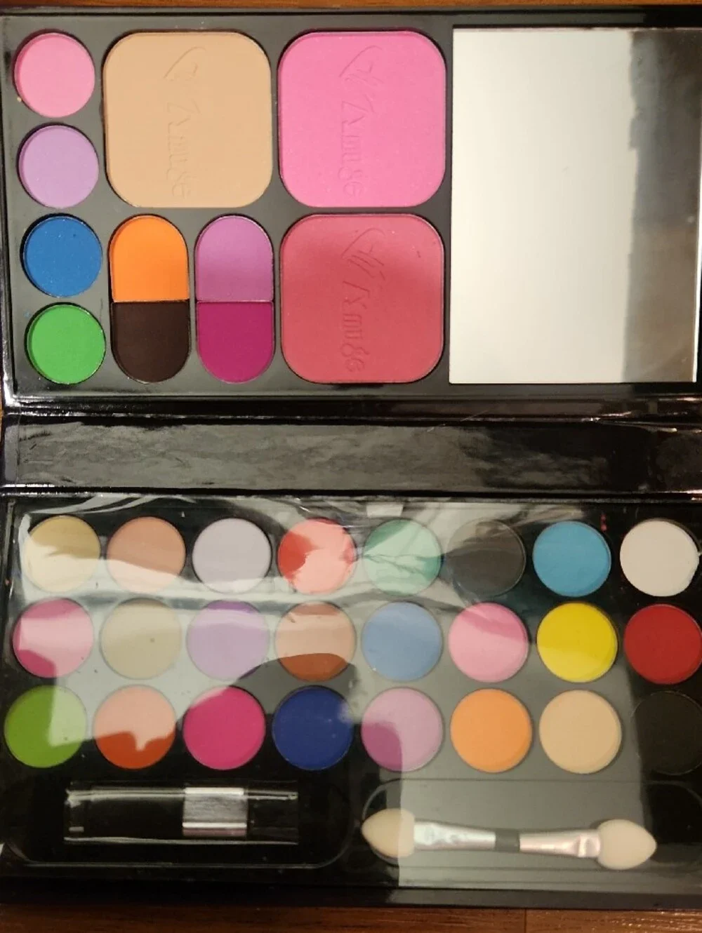 Muse Eyeshadow Set - Purple, Blue, Cream, Brown